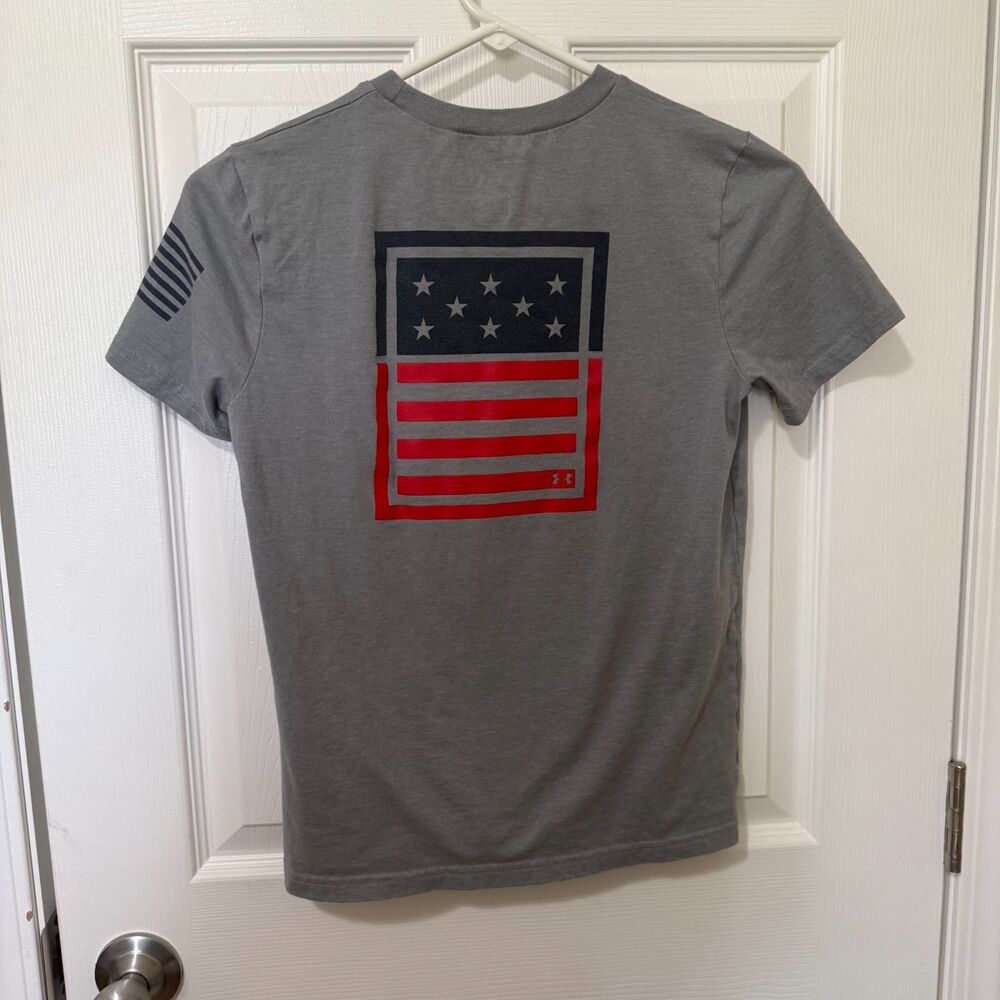 Under Armour Freedom Gray Boys Youth Medium Flag Graphic T-Shirt - Picture 6 of 7